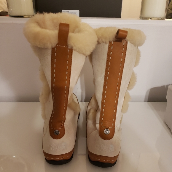 NorthFace Primaloft 200 Insulation Suede Leather Trim Floral Fur Lace Up W9 NWOT - Picture 3 of 12